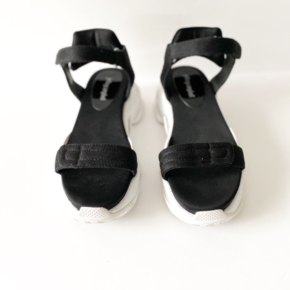 Jeffrey Campbell Sporty Platform Sandals Size 8 - Picture 6 of 9